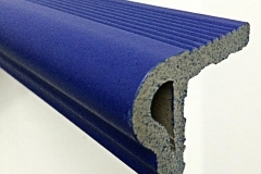 Escaloborde Azul Marino Medidas : 5x6x36 cm.